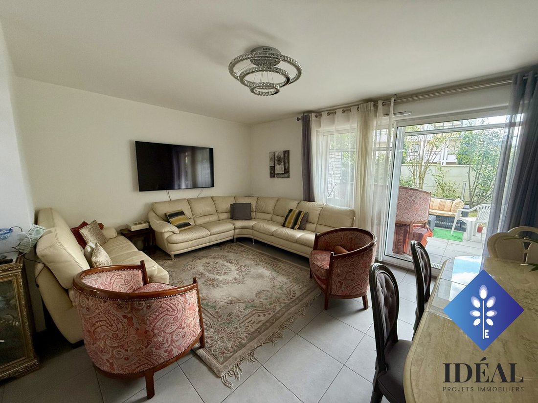Apartment in Charentonneau, Maisons-Alfort, France 2 - 17955408