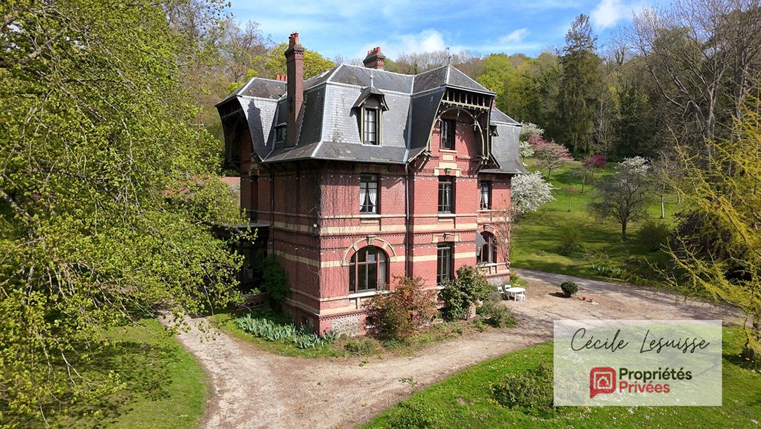Villa in Centre Ville, Lillebonne, France 1 - 17954547