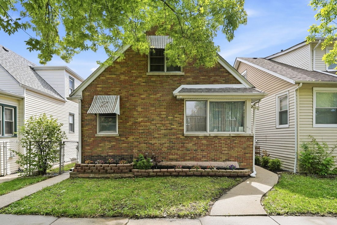 Chicago, Illinois, United States 2 - 17951863
