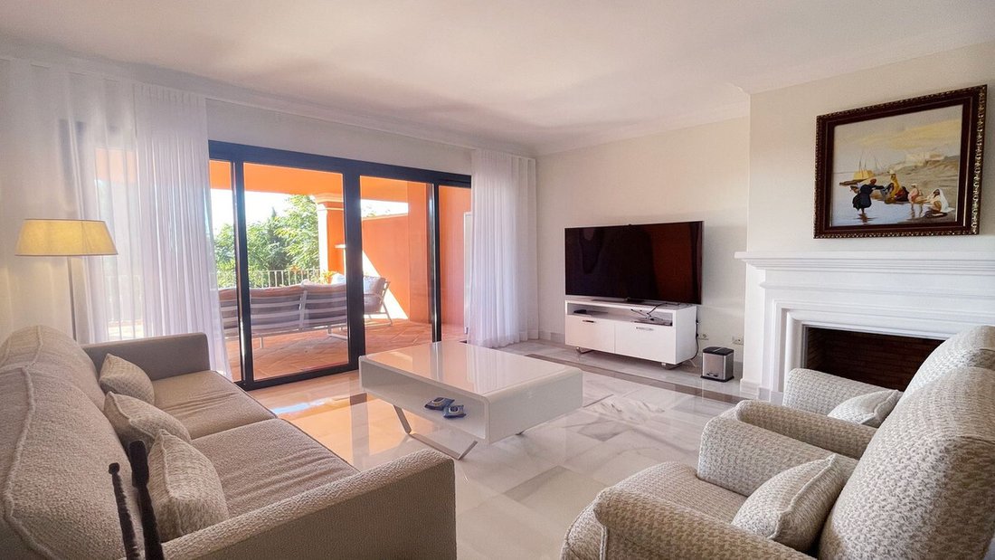 Apartment in La Quinta, Benahavis, Andalusia 3 - 17947619