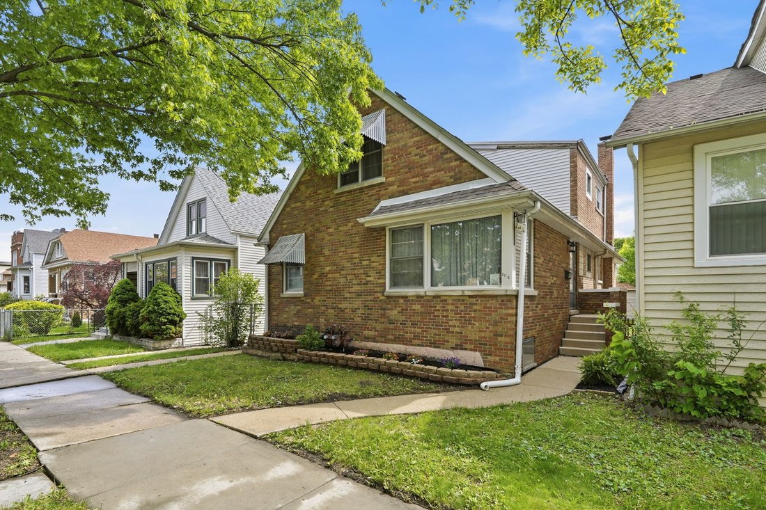 Chicago, Illinois, United States 1 - 17951863
