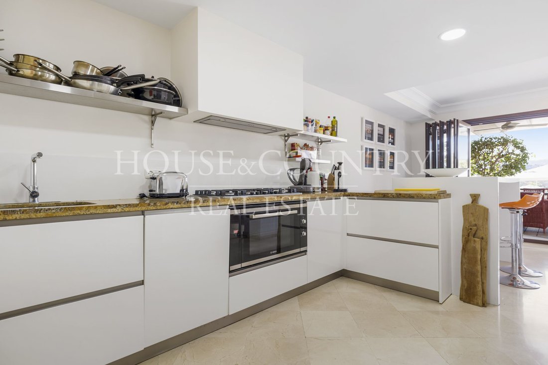 Townhouse in San Pedro de Alcantara, Andalusia, Spain 4 - 17947567