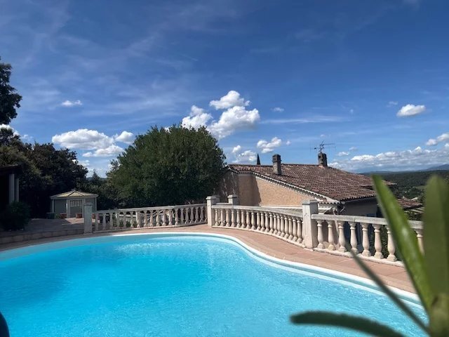 House in Carcès, Provence-Alpes-Côte d'Azur, France 1 - 17953095