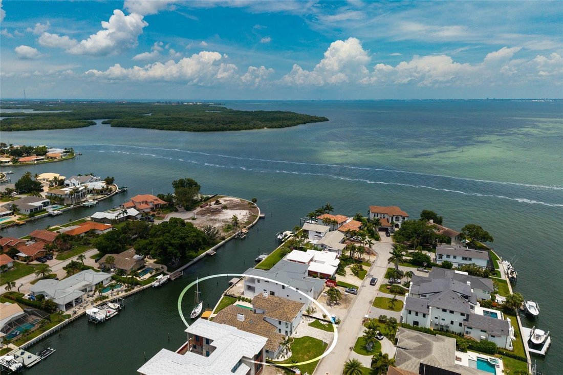 House in St. Petersburg, Florida, United States 2 - 17864963