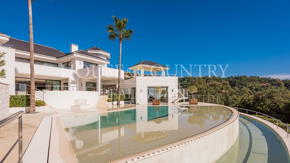 Villa in Benahavis, Andalusia, Spain 2 - 17947681