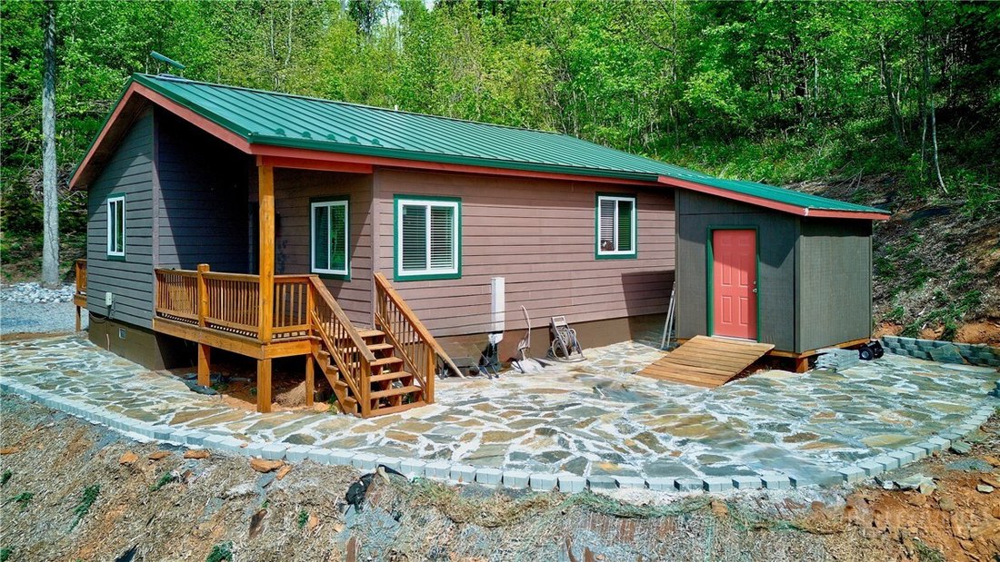 House in Spruce Pine, North Carolina, United States 5 - 17953580
