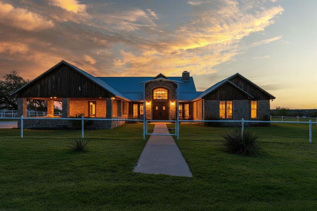 Farm Ranch in Stephenville, Texas, United States 1 - 17952411