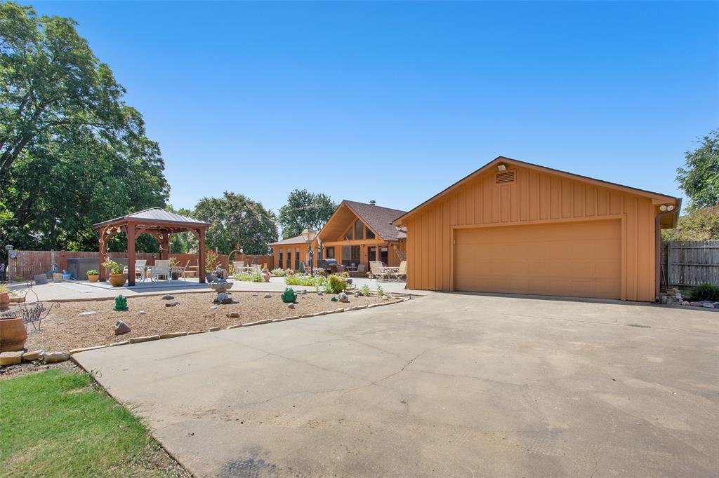 Farm Ranch in Pottsboro, Texas, United States 4 - 17952339