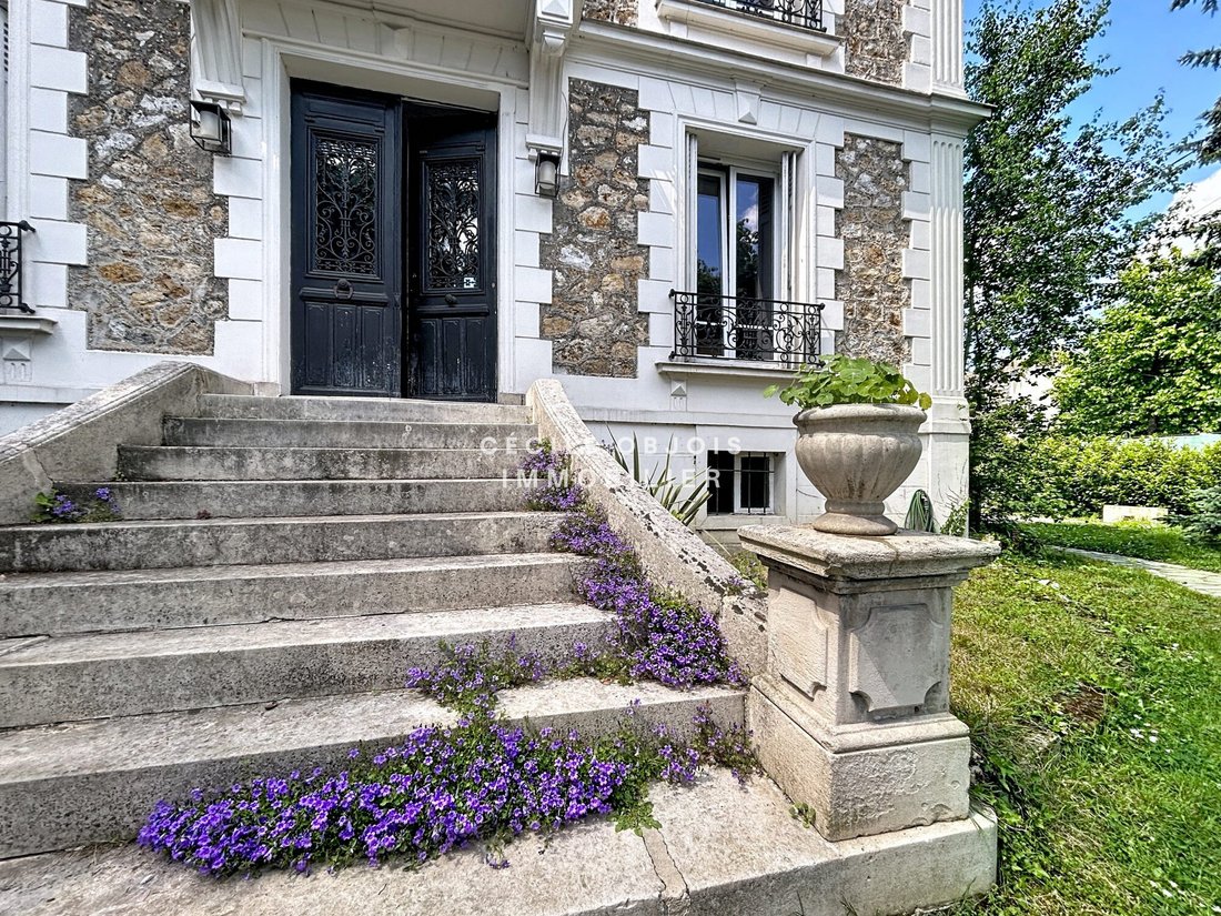 Maison à Gagny, Île-de-France, France 3 - 17955393