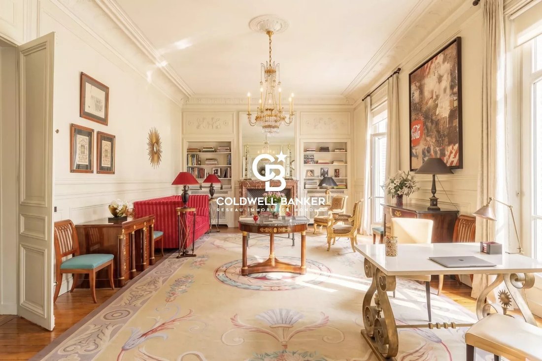 Apartment in Chaillot, Paris 16e Arrondissement, Paris 2 - 16900671