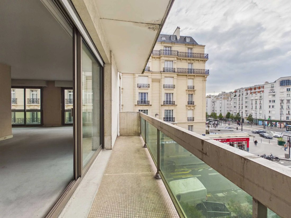 Apartment in Pereire-Malesherbes, Paris 17e Arrondissement, Paris 4 - 17948792