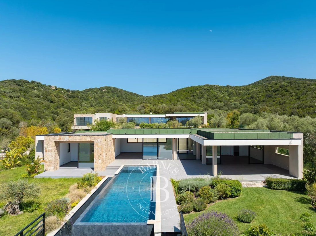 Villa in Grosseto-Prugna, Corsica, France 1 - 17949378
