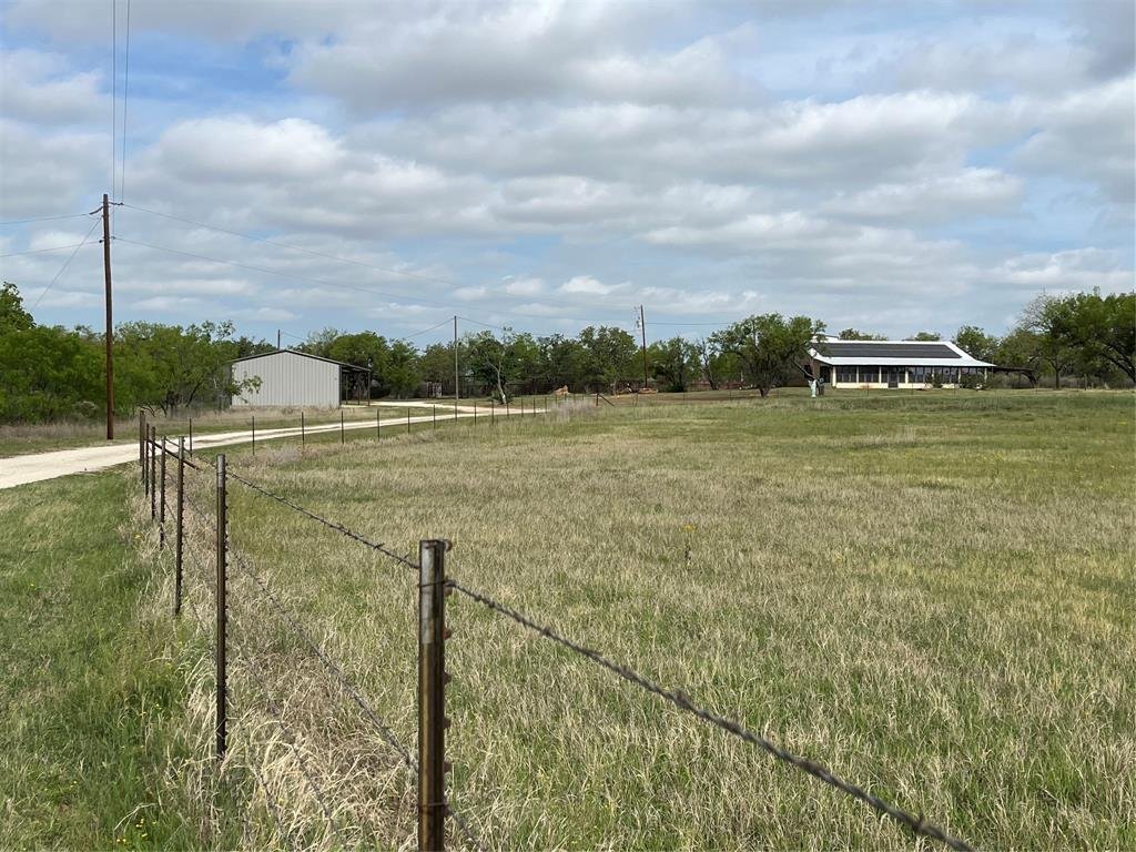 Farm Ranch in Mullin, Texas, United States 2 - 17952240