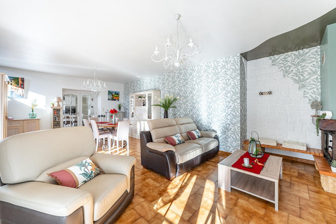 Villa in Nord, Jonage, France 4 - 17954569