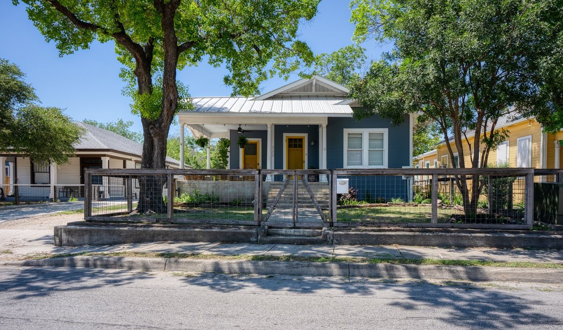 House in San Antonio, Texas, United States 1 - 17947396