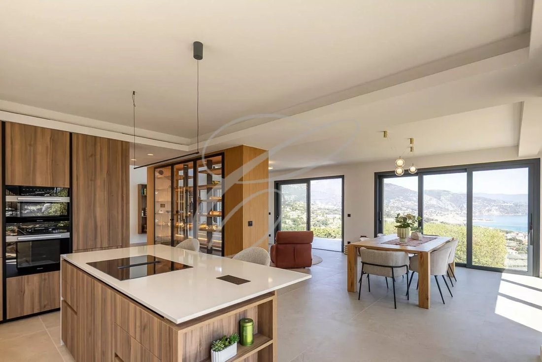 Villa in French Riviera, Provence-Alpes-Côte d'Azur, France 5 - 17728057