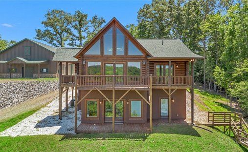 House in Wilkesboro, North Carolina, United States 1
