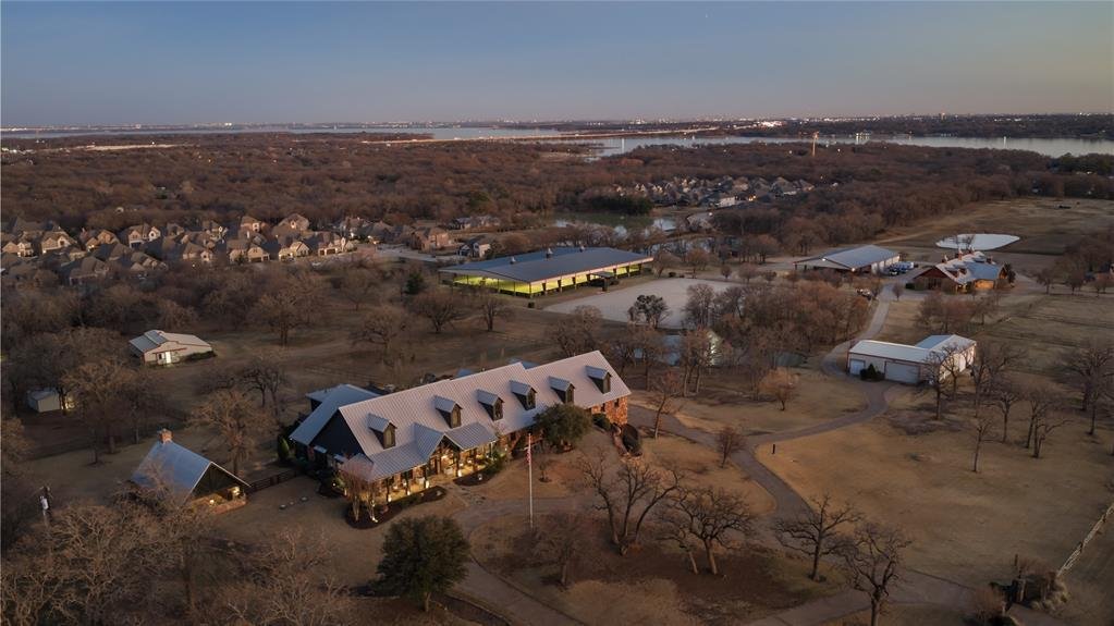 Farm Ranch in Hickory Creek, Texas, United States 5 - 17952280
