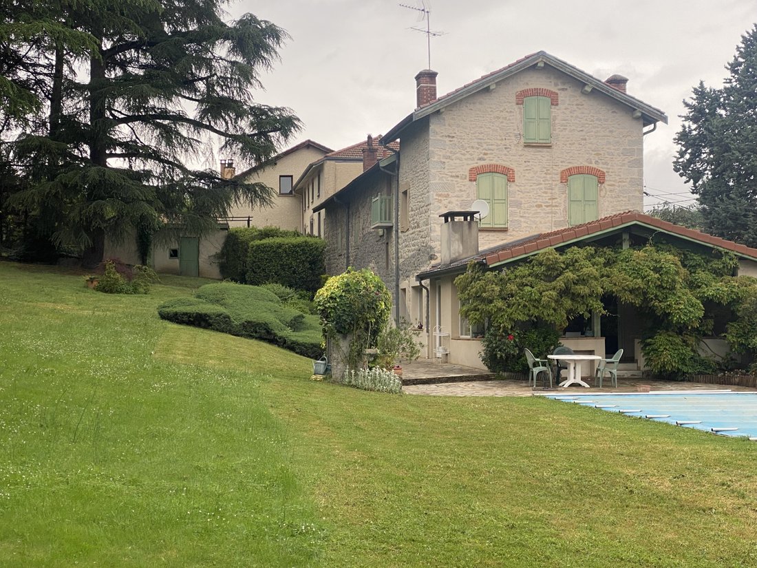House in Saint-Martin-la-Plaine, Auvergne-Rhône-Alpes, France 1 - 17947670