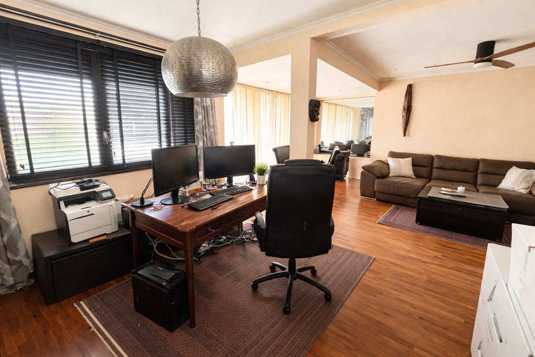 Apartment in Bernard de Jussieu-Petits Bois-Picardie, Versailles, France 4 - 17954621