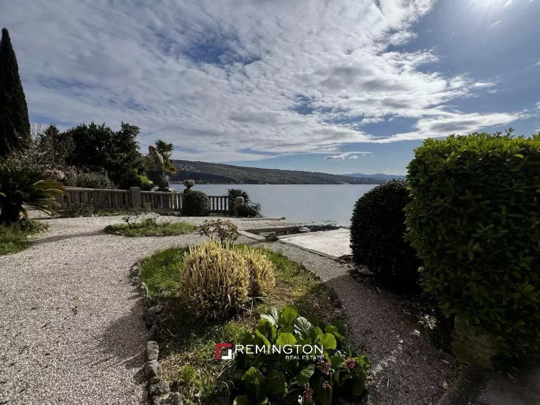 Apartment in Grad Opatija, Primorje-Gorski Kotar County, Croatia 1 - 15465757