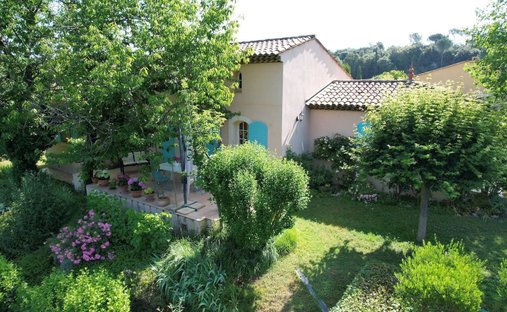 Casa en Carcès, Provenza-Alpes-Costa Azul, Francia 1