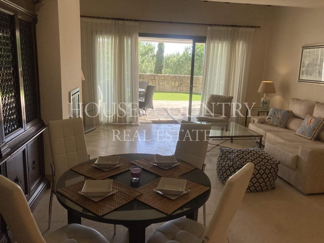 Apartment in Benahavis, Andalusia, Spain 3 - 17947826