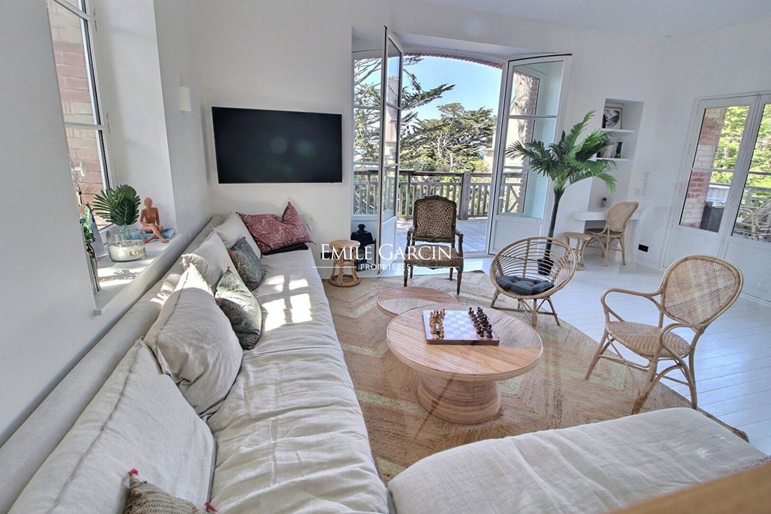 Villa in Saint-Lunaire, Brittany, France 3 - 16654381