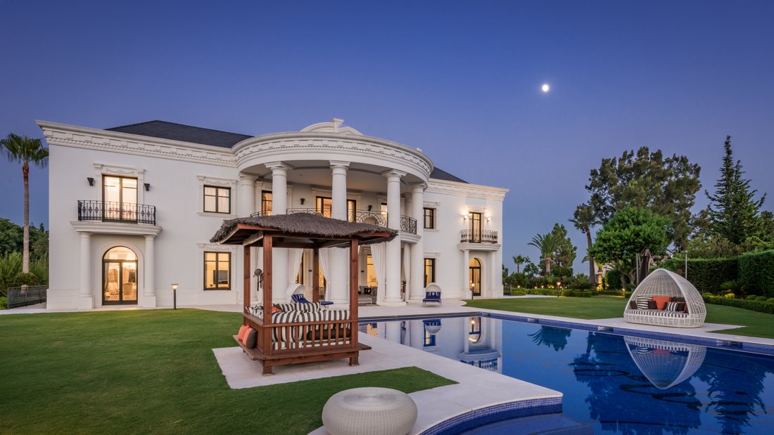 Villa in Elviria-Cabopino, Marbella, Spain 3 - 17948529
