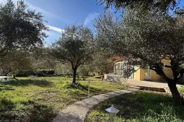 House in Cotignac, Provence-Alpes-Côte d'Azur, France 3 - 17953022