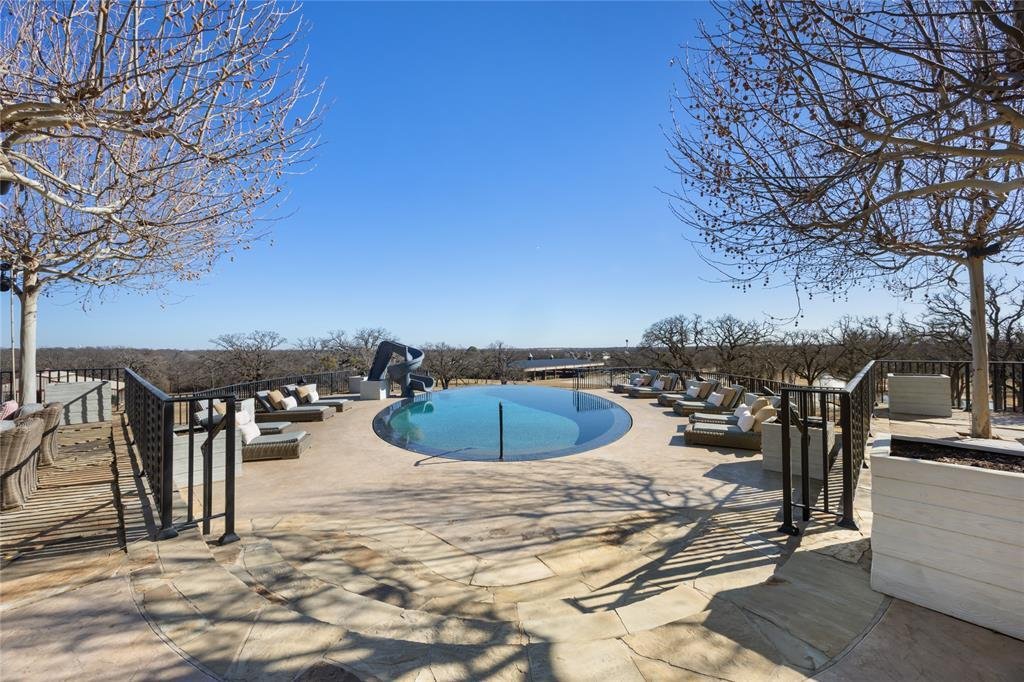 Farm Ranch in Hickory Creek, Texas, United States 4 - 17952280