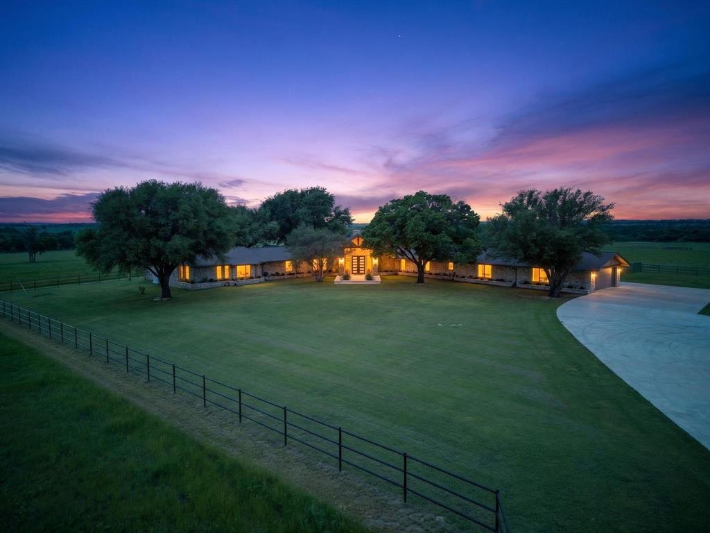 Land in Cleburne, Texas, United States 1 - 17952385