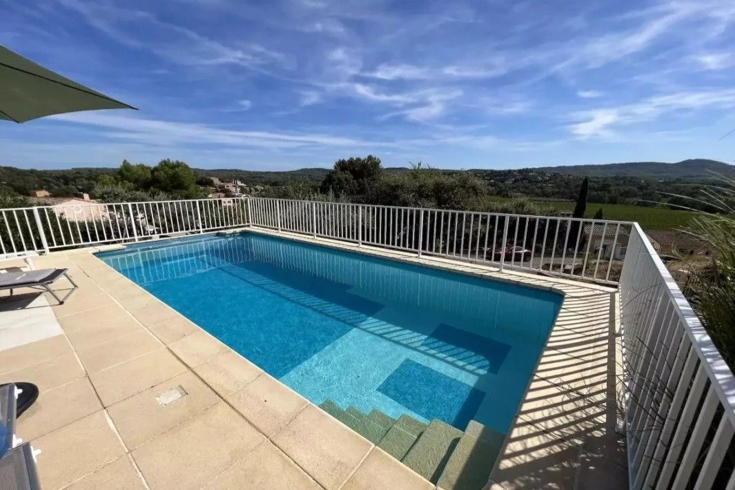 House in Carcès, Provence-Alpes-Côte d'Azur, France 1 - 17953127