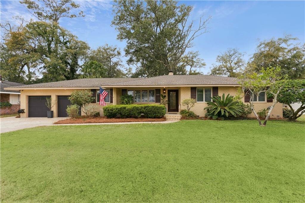 House in St. Simons, Georgia, United States 1 - 17323077