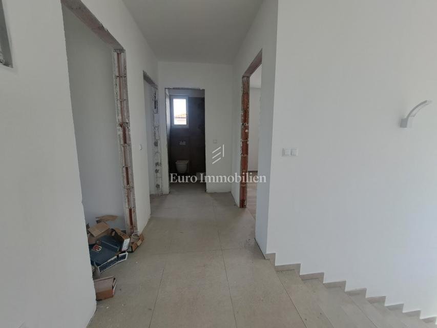 House in Dobrinj, Primorje-Gorski Kotar County, Croatia 4 - 17953868
