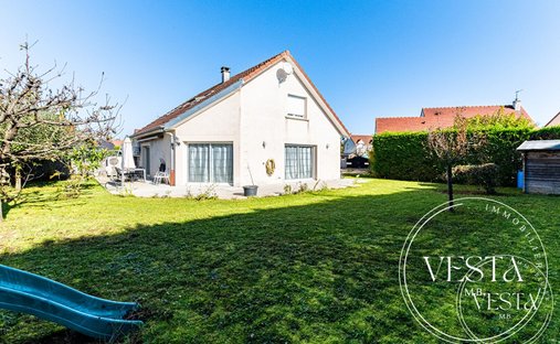Haus in Atrias-Vieux Village-Grand Chaignet, Quetigny, Frankreich 1
