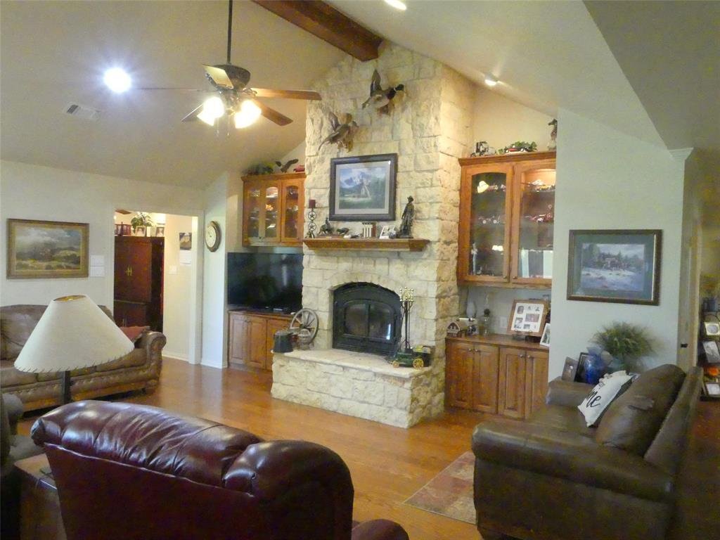 Farm Ranch in Forestburg, Texas, United States 4 - 17952285