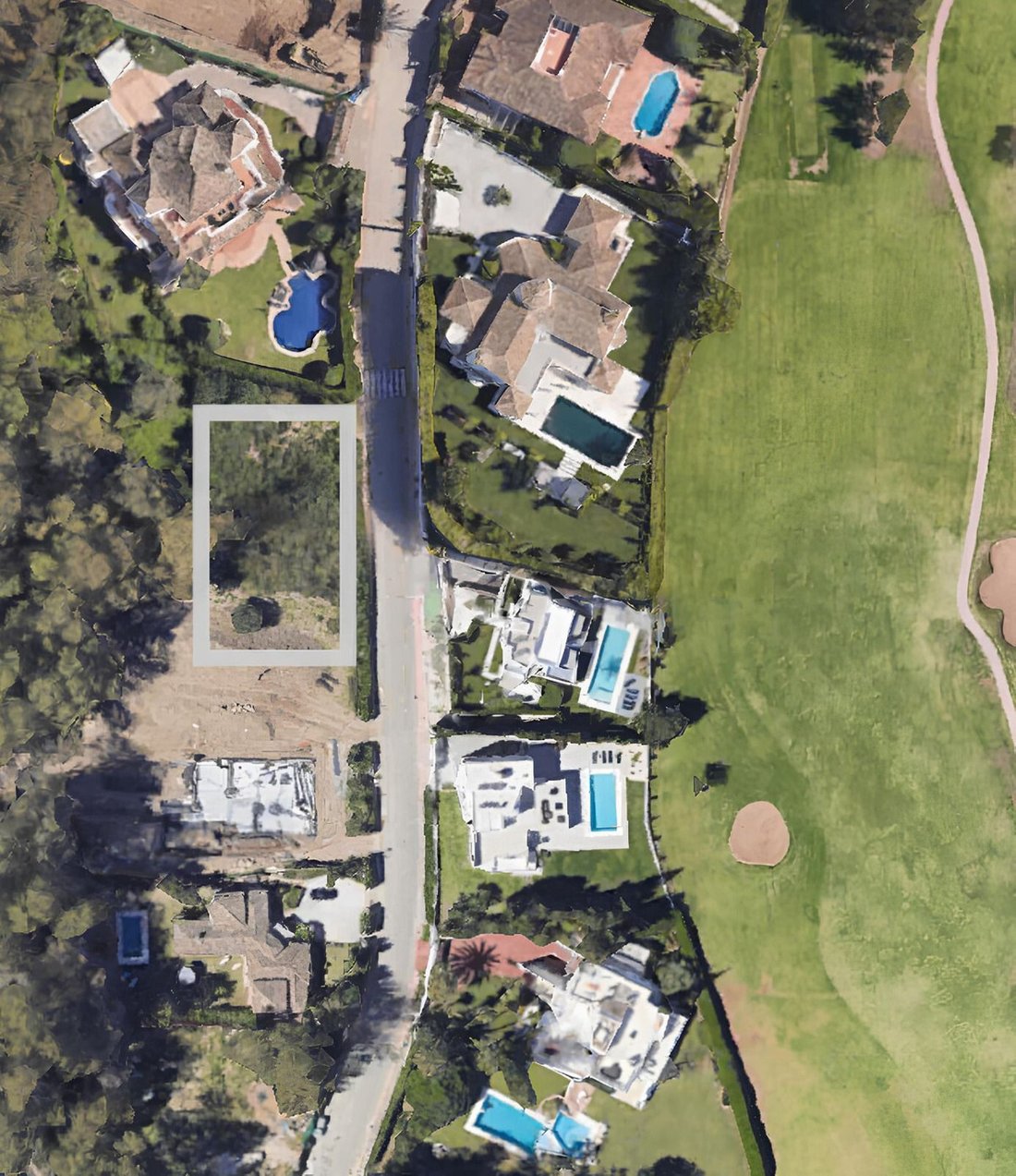 Land in Puerto Banus, Marbella, Spain 2 - 17947233
