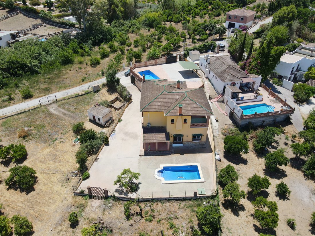 Finca in Alhaurin el Grande, Andalusia, Spain 5 - 17948379