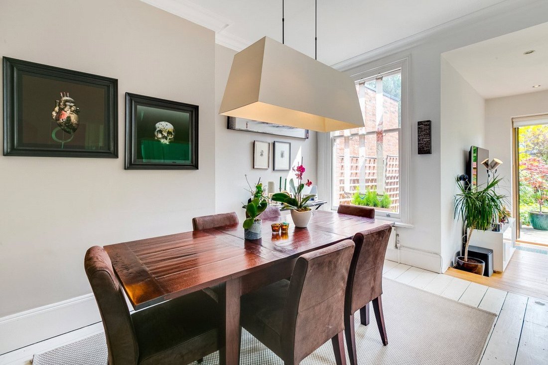 Apartment in Holly Village, Haringey, England 5 - 17947209
