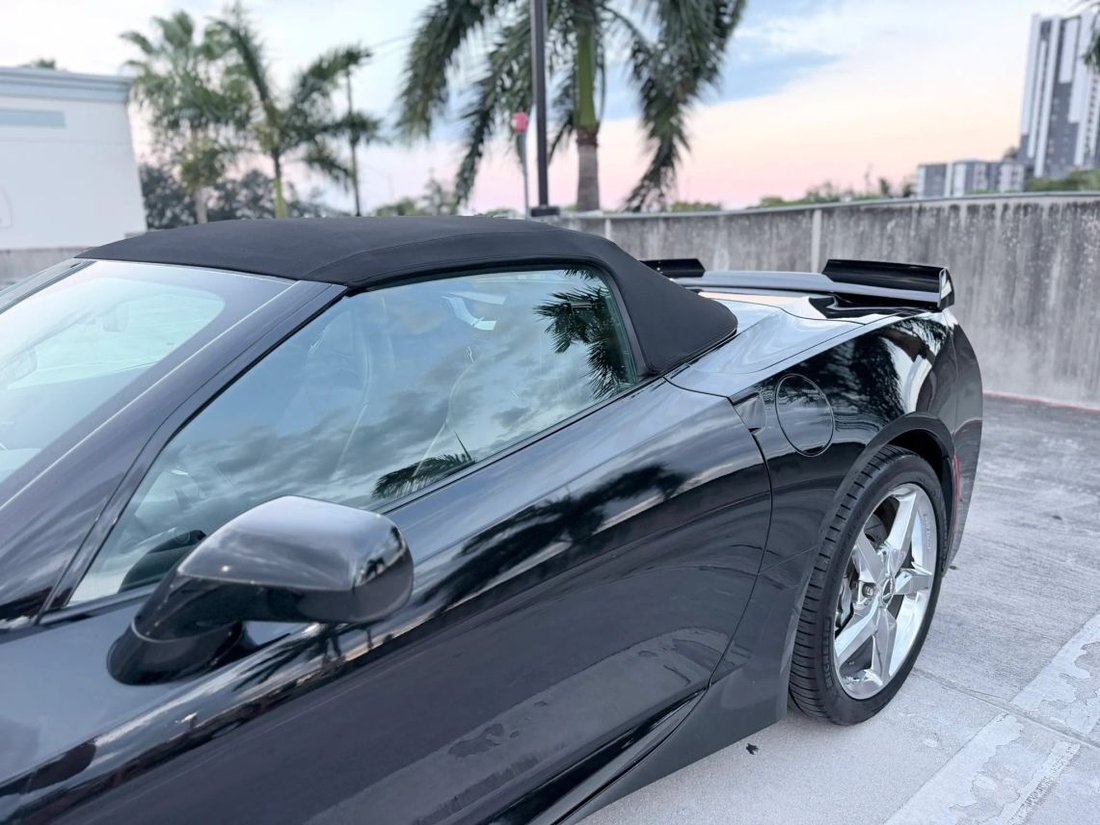 Cabriolet in Fort Lauderdale, FL, United States 2 - 17954843