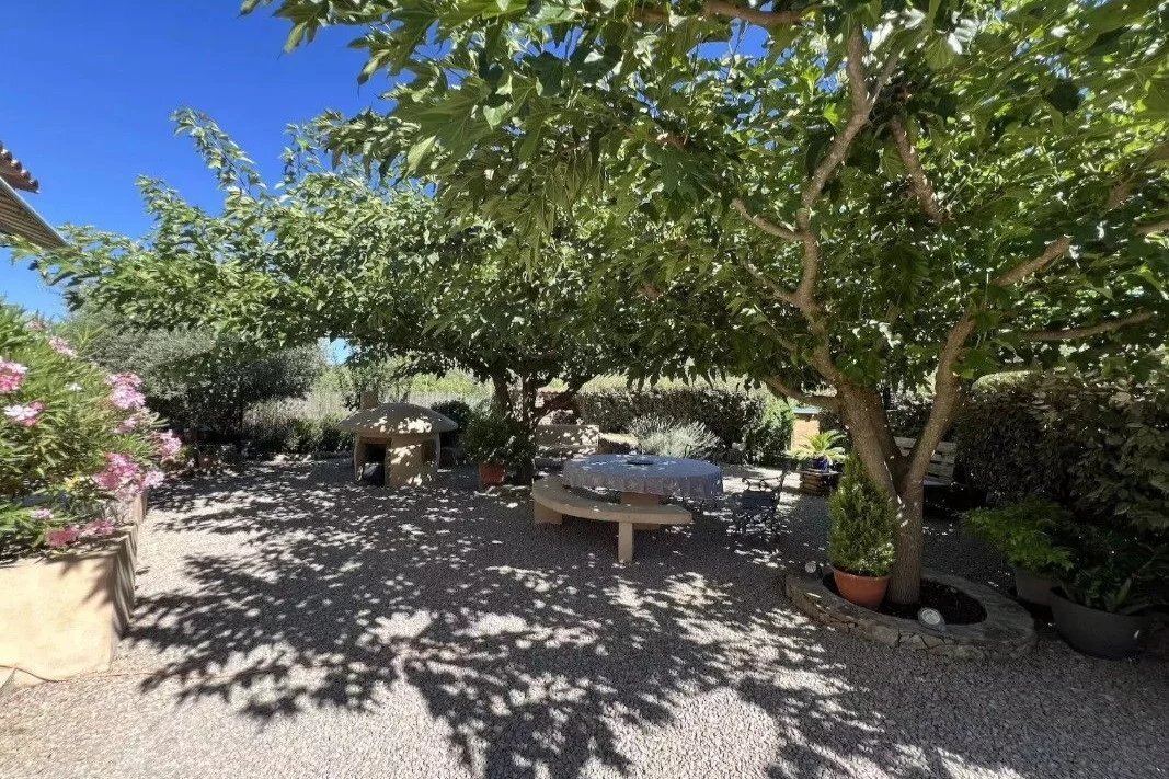 House in Carcès, Provence-Alpes-Côte d'Azur, France 3 - 17953120
