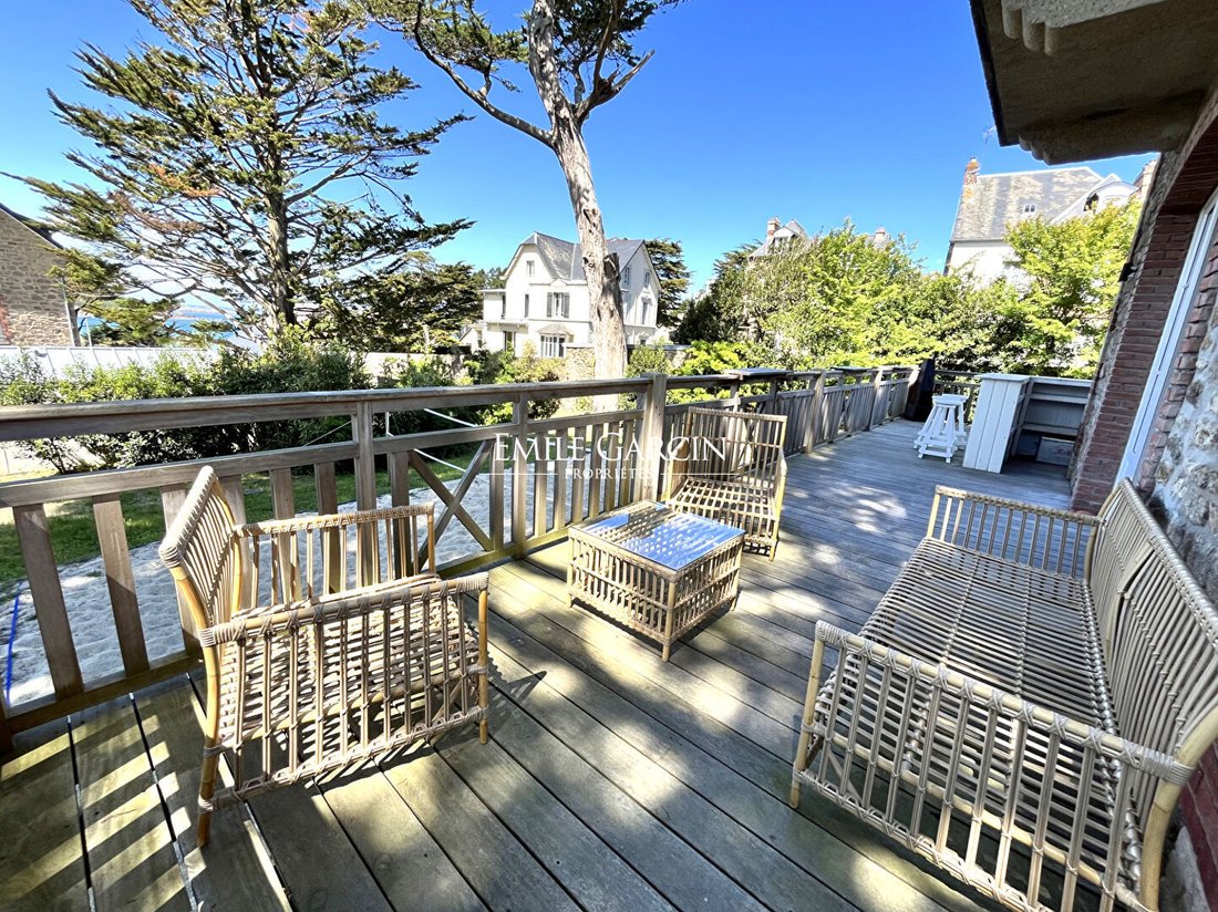 Villa in Saint-Lunaire, Brittany, France 2 - 16654381