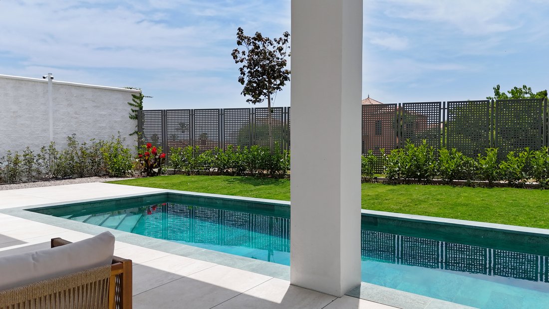 Villa in Estepona, Andalusia, Spain 2 - 17949036