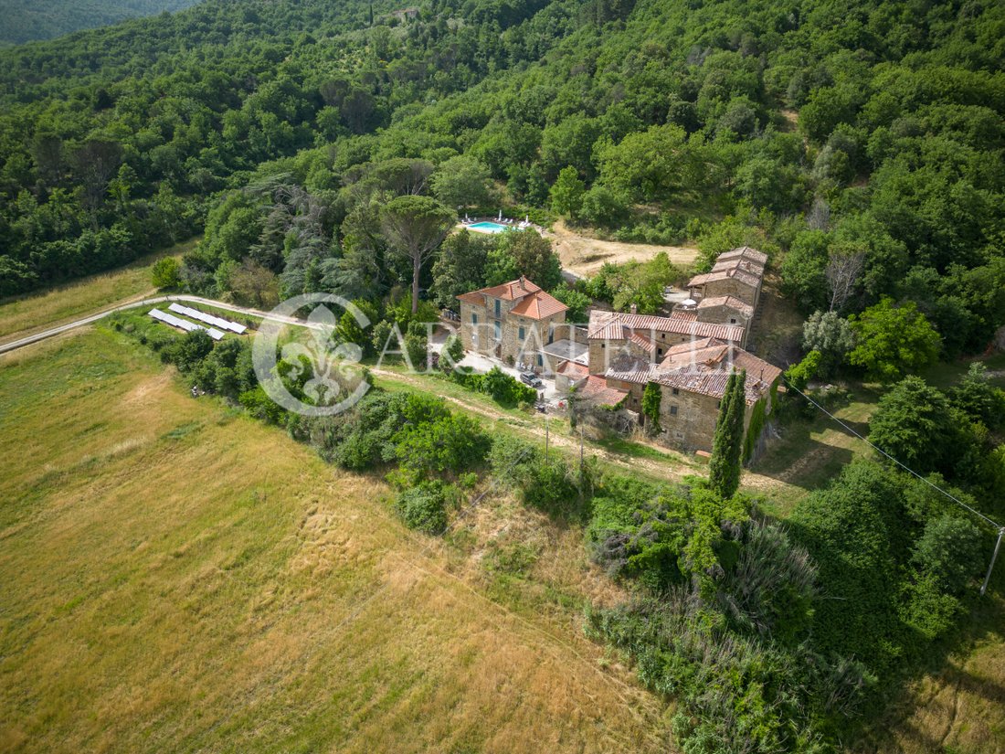 Country House in Montanare, Cortona, Tuscany 1 - 12220603