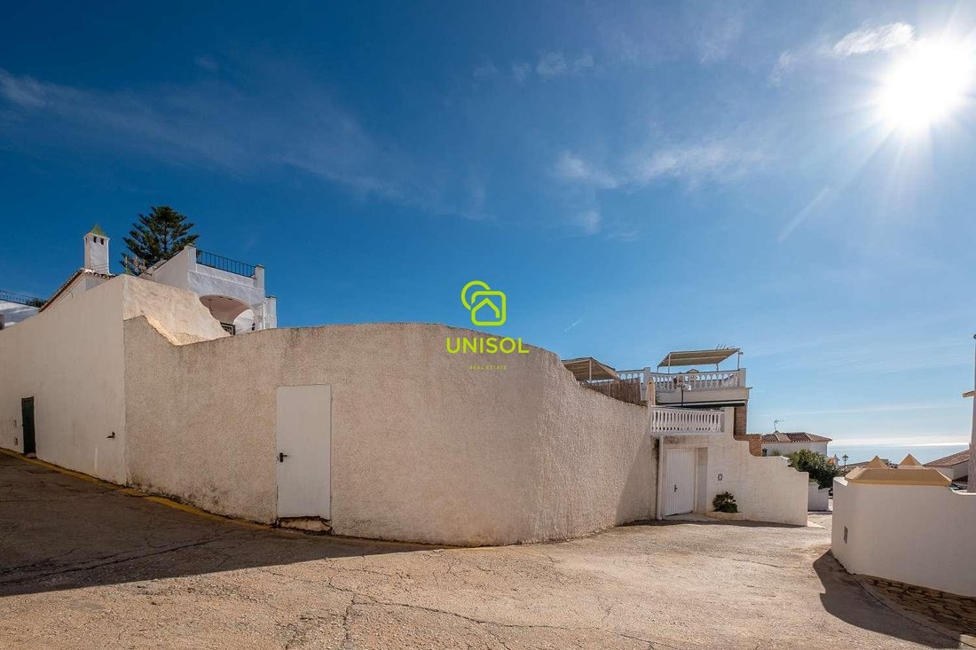 Villa in Nerja, Andalusia, Spain 4 - 17947371
