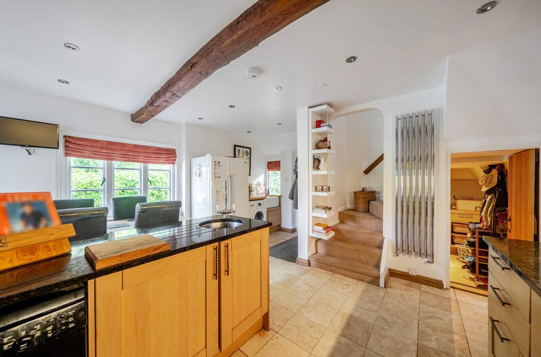 House in Lyndhurst, England 5 - 17951529