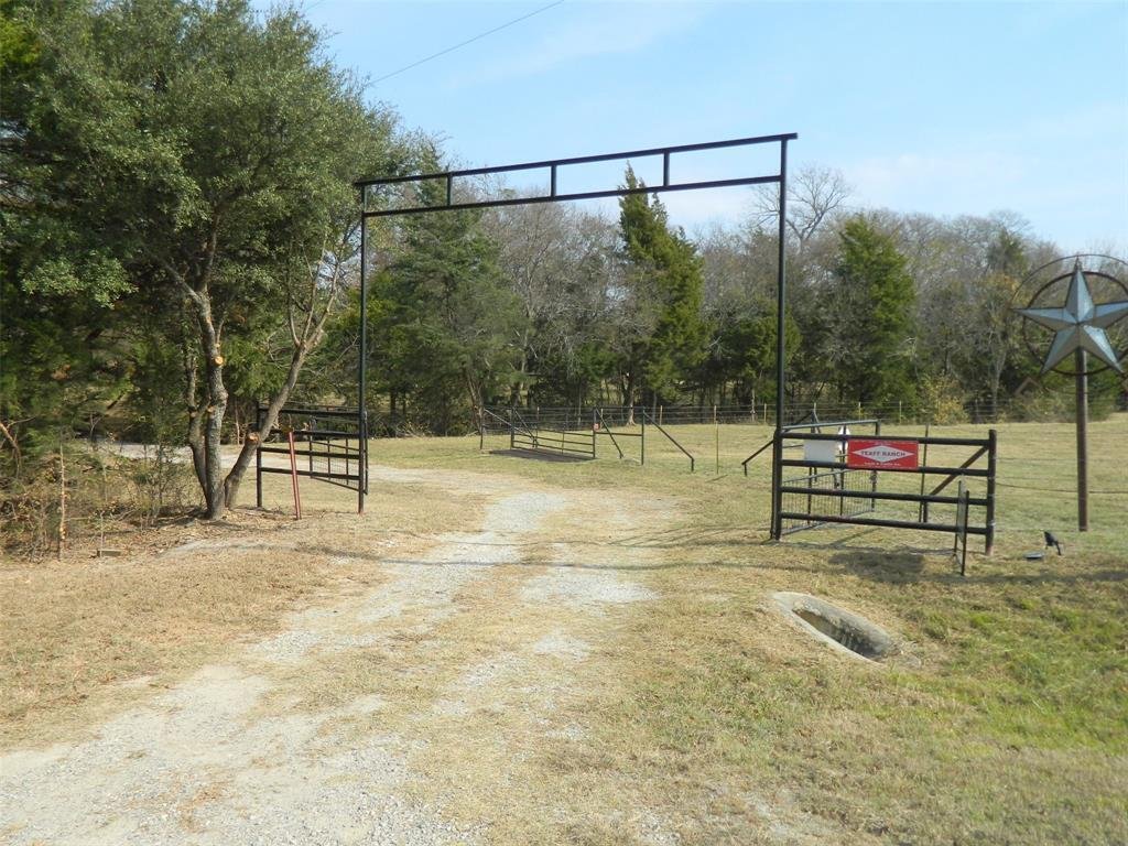 Farm Ranch in Bonham, Texas, United States 1 - 17952554