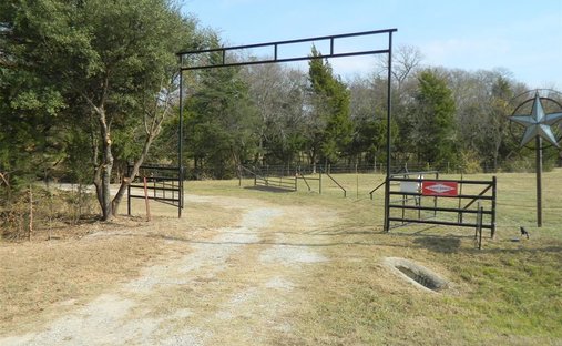 Land in Bonham, Texas, United States 1