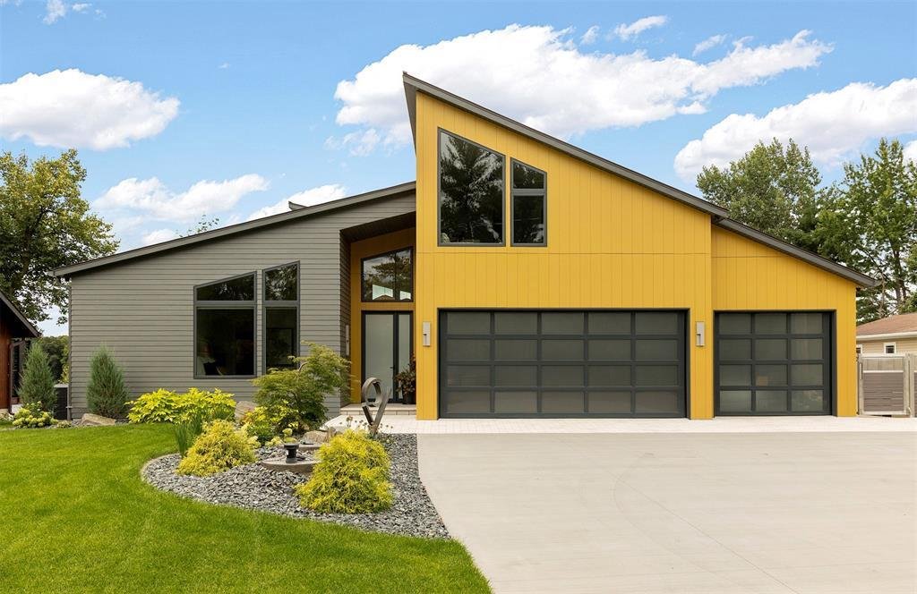 House in Chippewa Falls, Wisconsin, United States 1 - 17955843